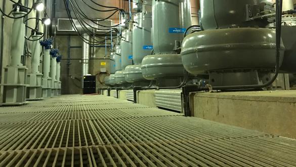 Flygt 3001 series large discharge diameter pump installation 